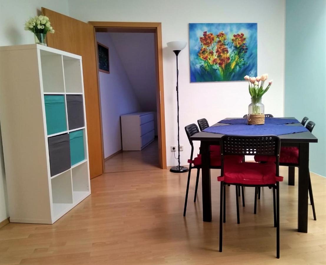 Gaestewohnung 4-Raum Wohnung Fuer 2-8 Personen Zwickau Bagian luar foto
